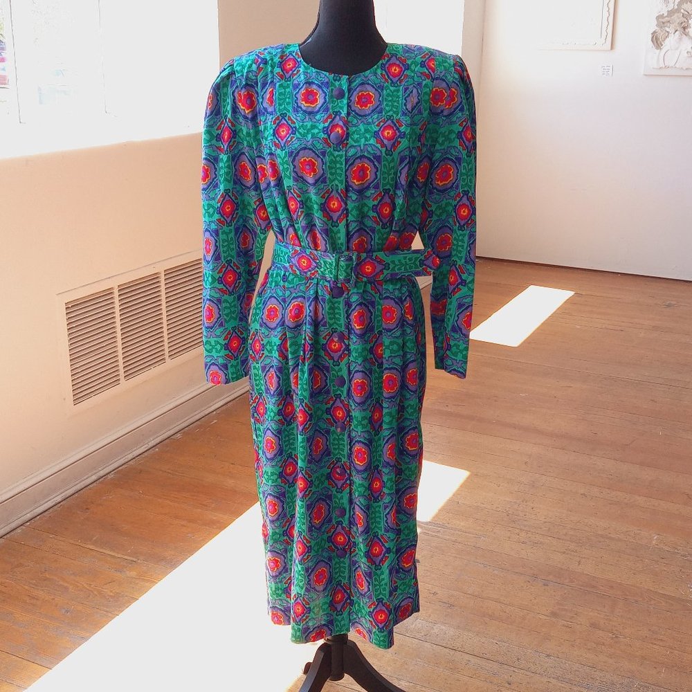 Vintage long sleeve button front with matching belt